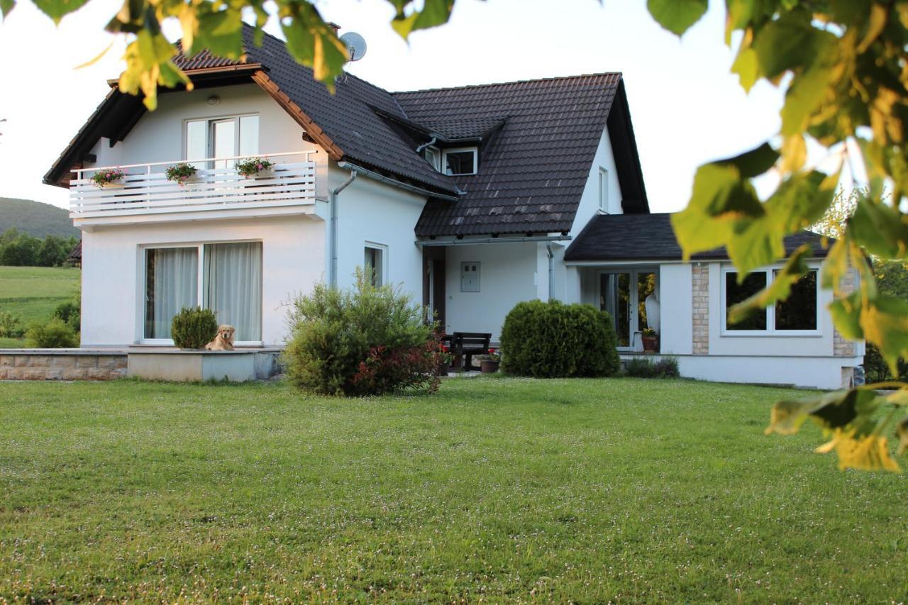 Bed and Breakfast House Biba & Leona Растовача Экстерьер фото